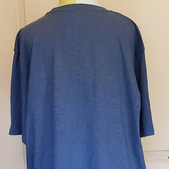 Vineyard Vines Classic Blue Tee with Whale Logo - Men's - XL - NWT - Picture 4 of 6